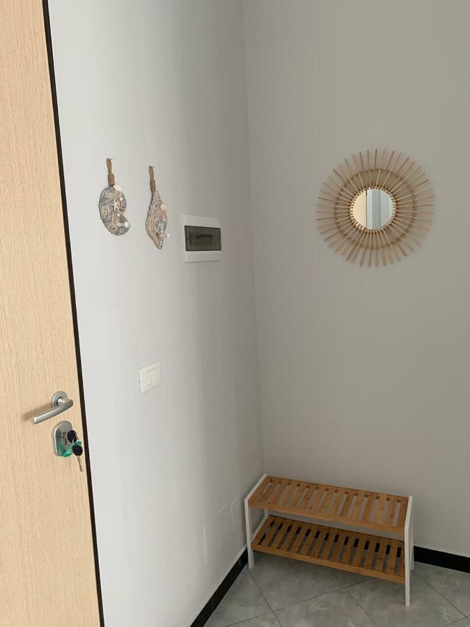 Melody Apartment Вльора Екстер'єр фото