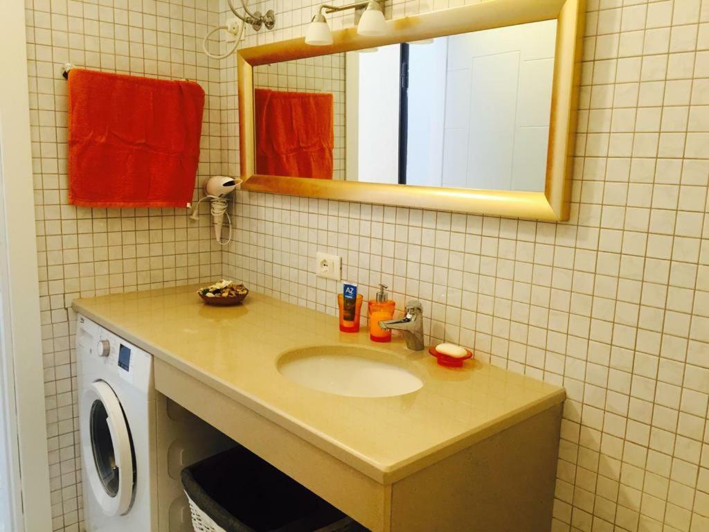Melody Apartment Вльора Екстер'єр фото